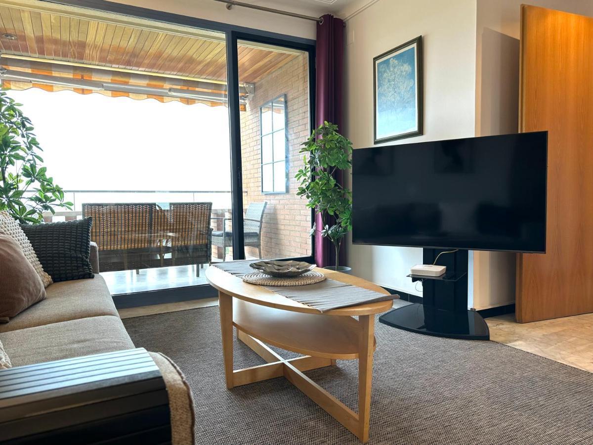 Lets Holidays Apartment Sea Views In Barcelona Eksteriør bilde