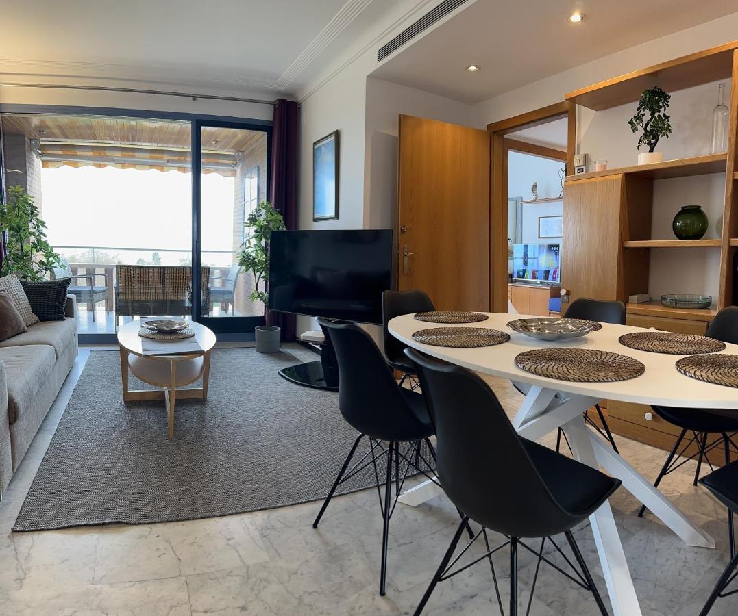 Lets Holidays Apartment Sea Views In Barcelona Eksteriør bilde