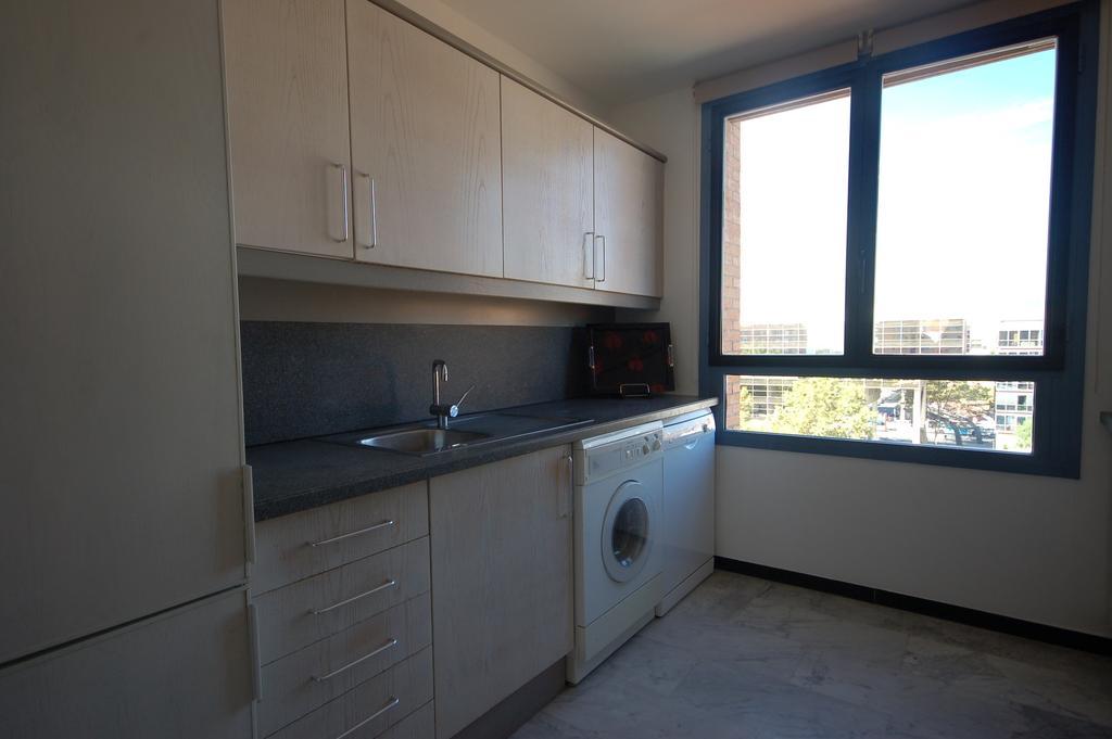 Lets Holidays Apartment Sea Views In Barcelona Rom bilde
